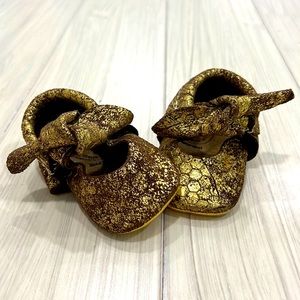 Freshly Picked Honeycomb moccs